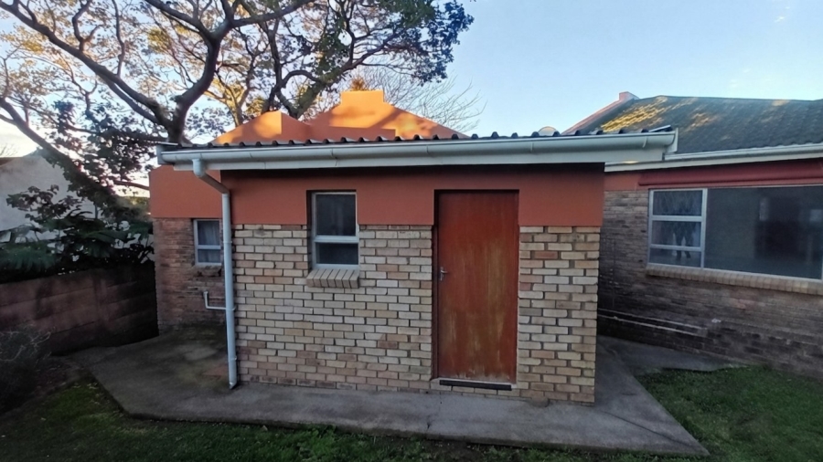 4 Bedroom Property for Sale in Beacon Bay Eastern Cape